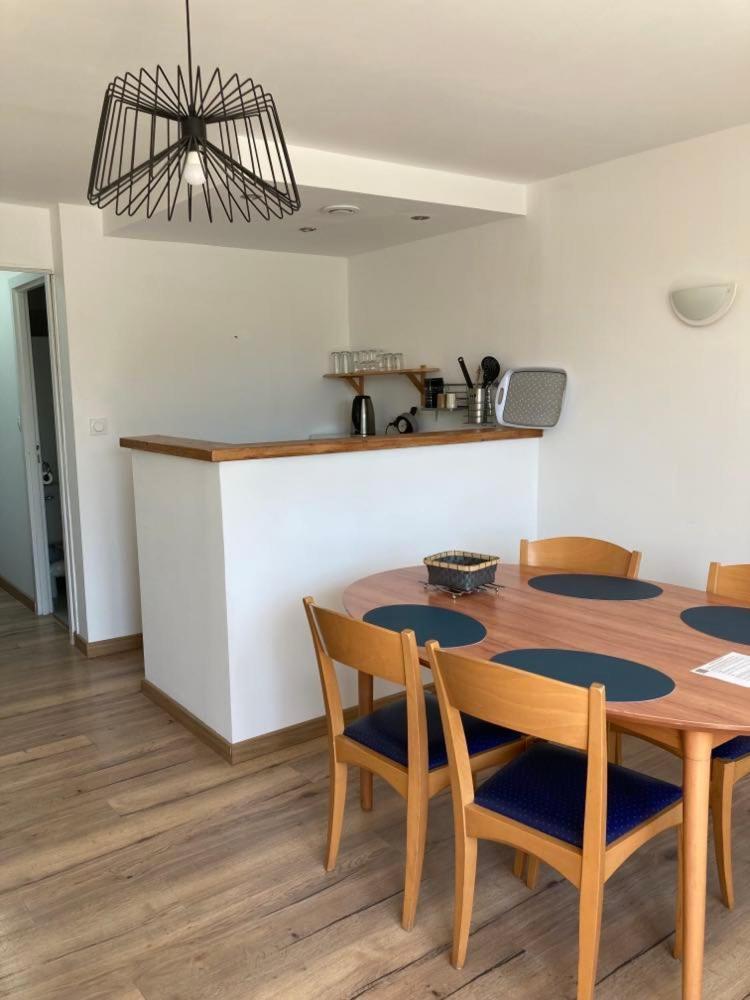 Del Re 3 Face A La Piscine Holiday home La Flotte